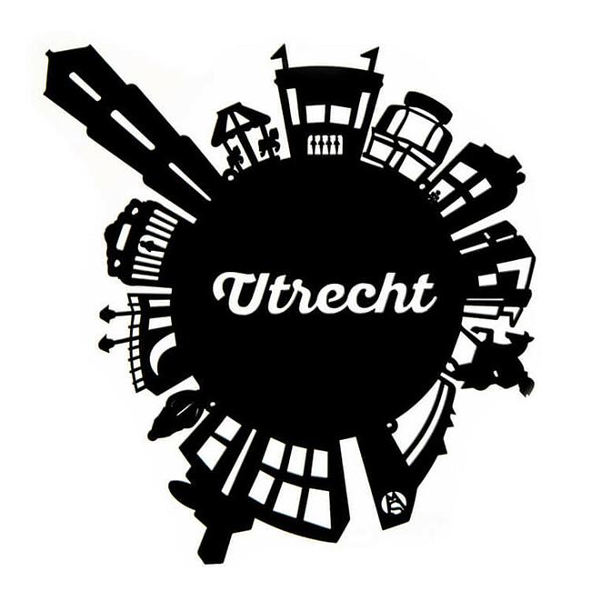 Utrecht skyline rond in hout of acryl in de kleur zwart