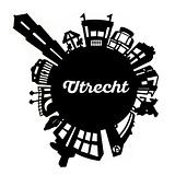 Utrecht skyline rond in hout of acryl in de kleur zwart