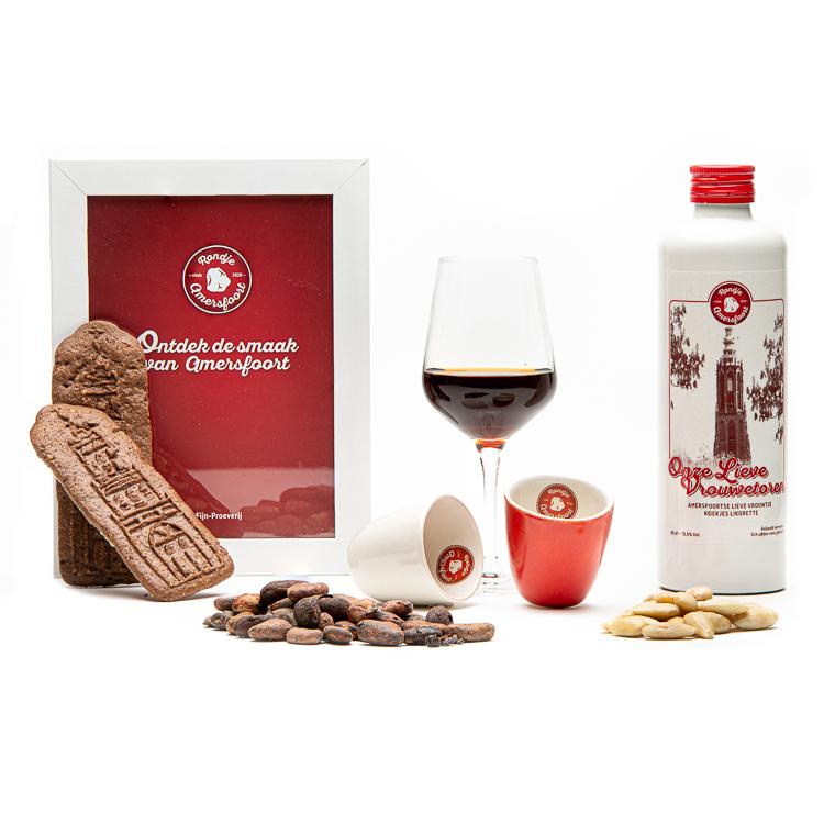 Fles Amersfoortse 'Onze Lieve Vrouwetoren' Likorette Rondje Amersfoort Ontdek de smaak van Amersfoort met glaasjes