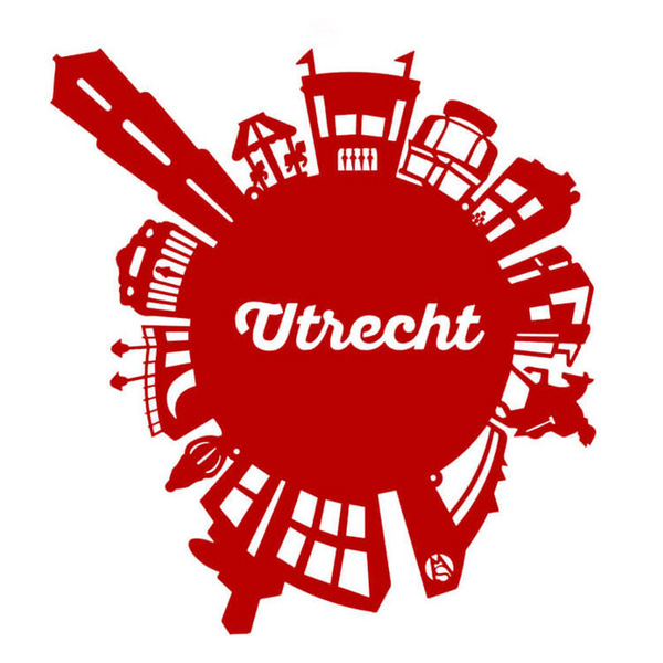 Utrecht skyline rond in hout of acryl in de kleur rood
